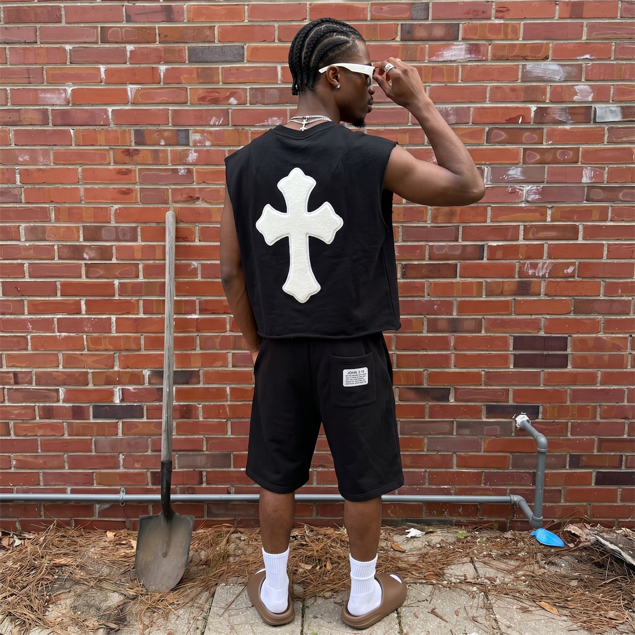 'Cross' 3/4" Sweatpants