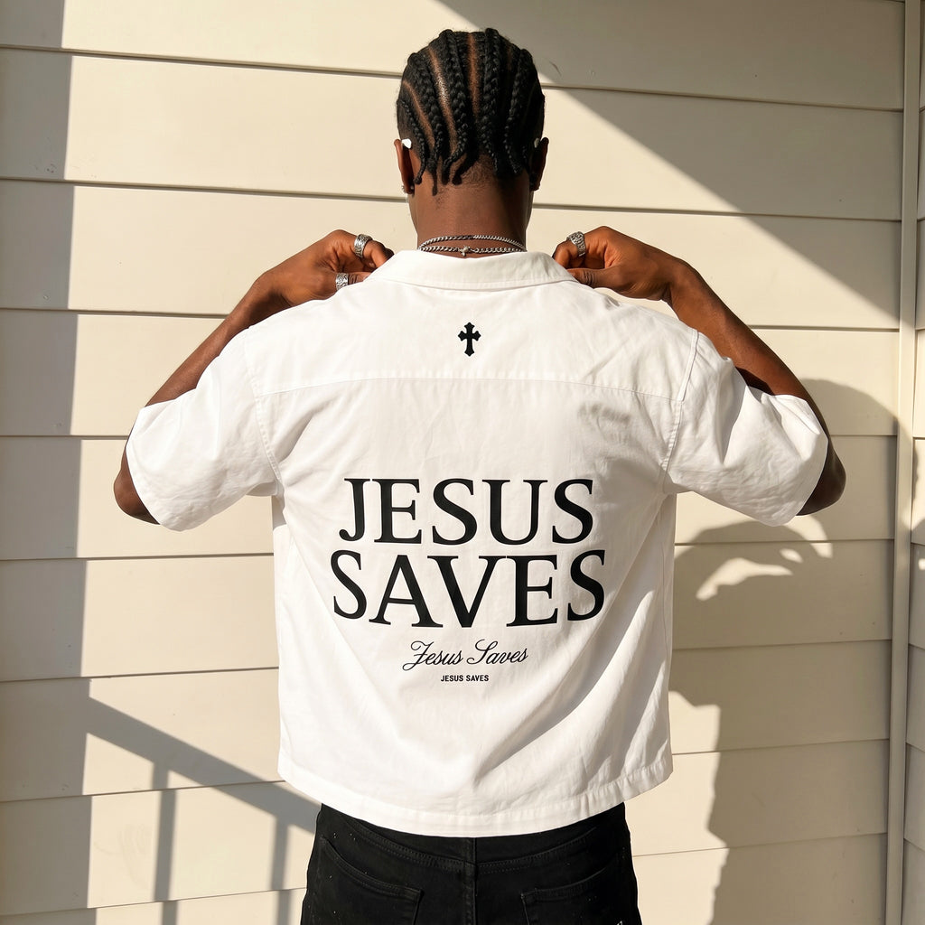 “Jesus saves” Shirt